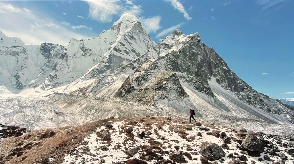 Ujęcie z filmu YouTube "Himalayas In 4K" przed kalibracją 
